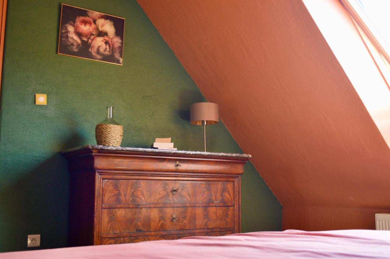 Bed and Breakfast La Pichonniere Isigny-le-Buat Екстер'єр фото