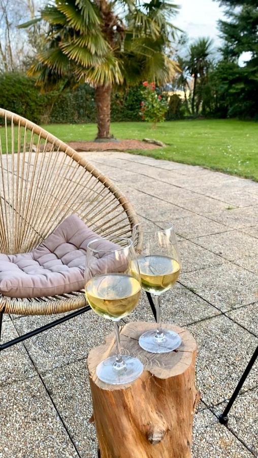 Bed and Breakfast La Pichonniere Isigny-le-Buat Екстер'єр фото